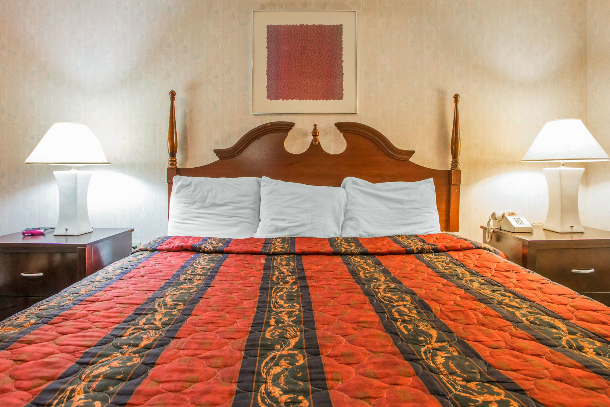 Rodeway Inn Parkway Galloway Room photo